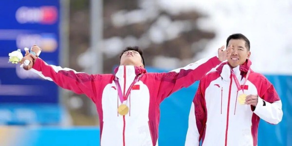 闪耀米兰：北京力量的冰雪传奇之余爽|AC米兰|冬残奥会|冬奥会|尚金财|越野滑雪_新浪体育_新浪新闻